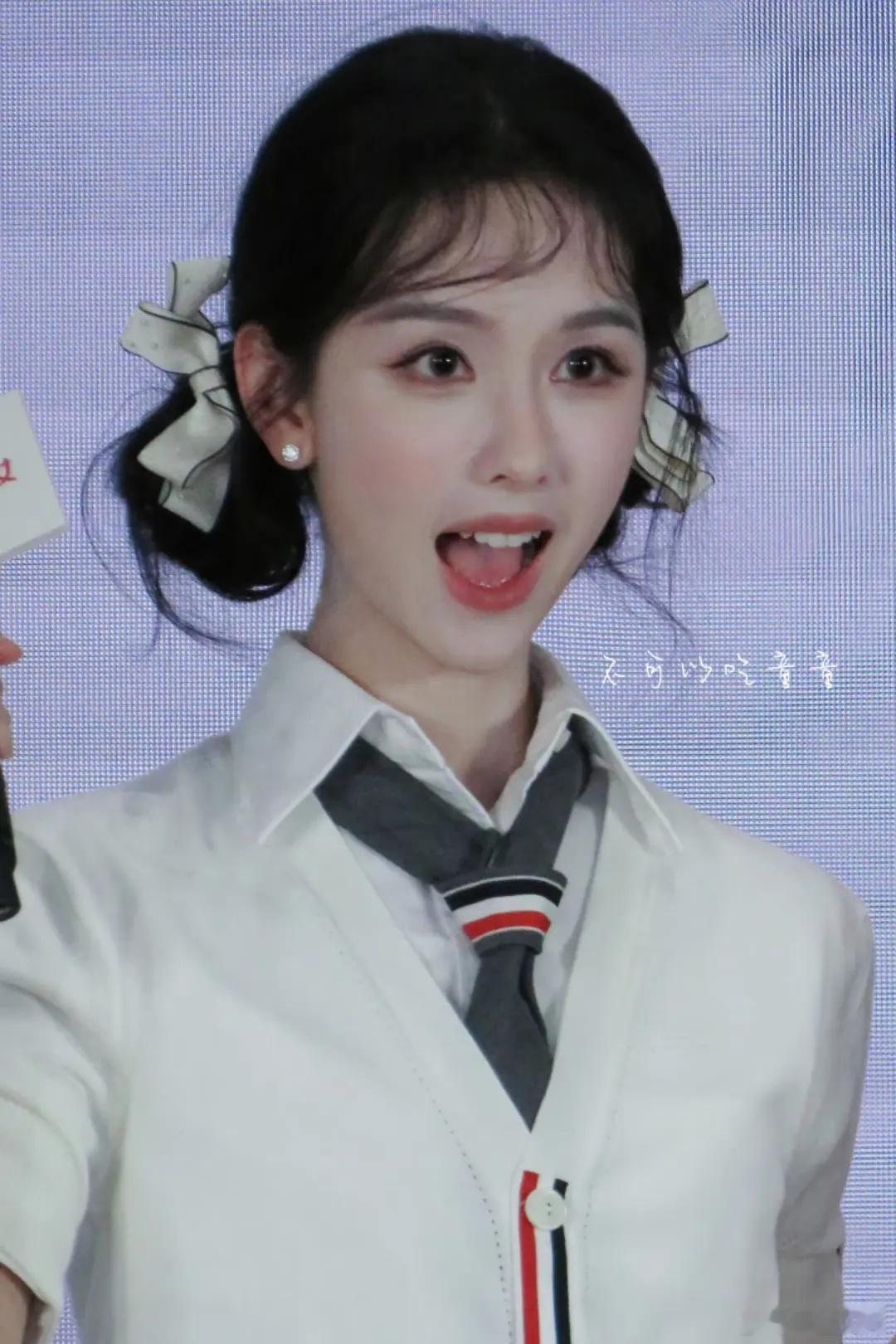 完全是小兔子 ​​​