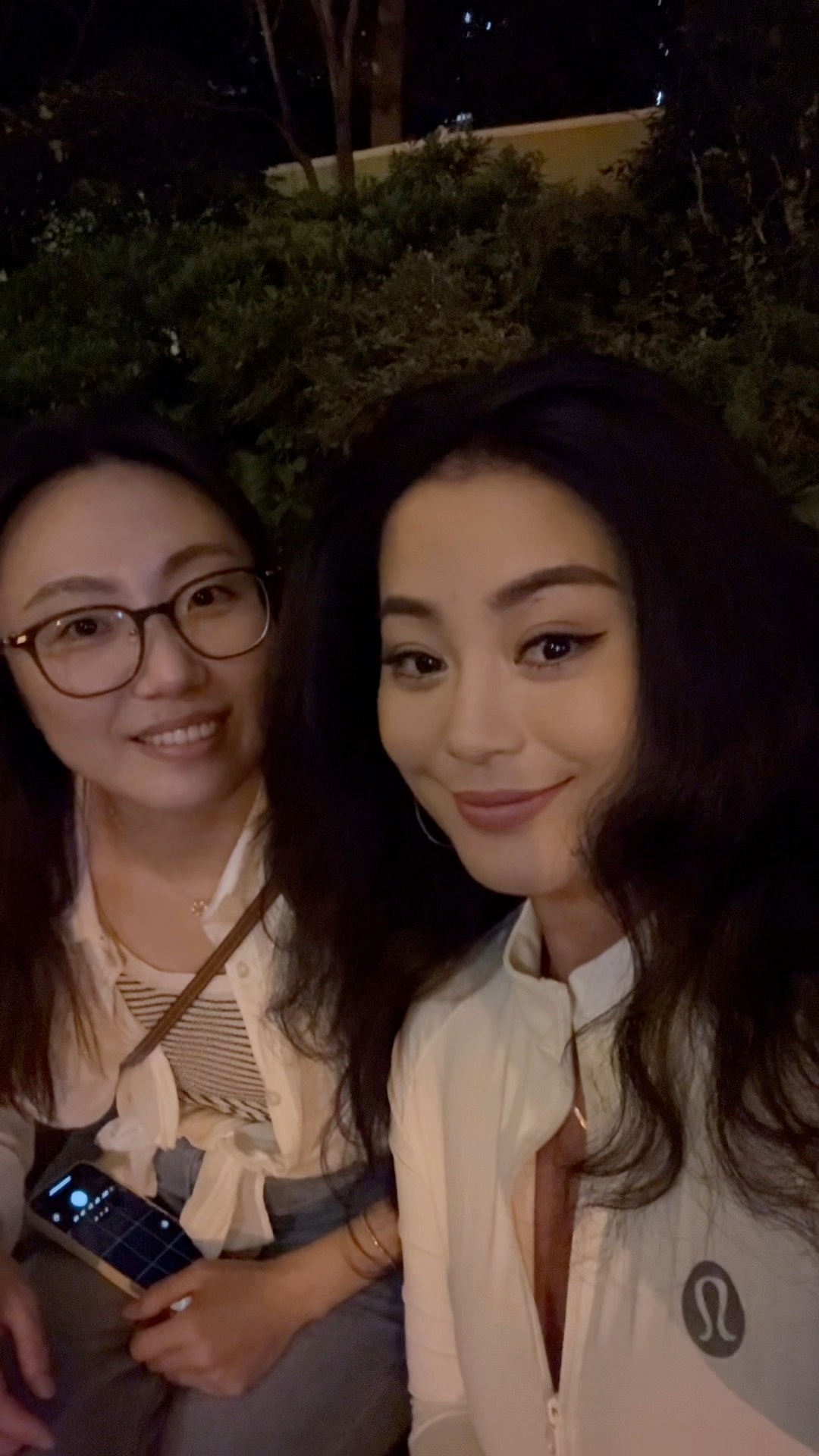 能长久的做朋友  分享着自己的卑微和坦荡  真的是人生幸事  ​​​