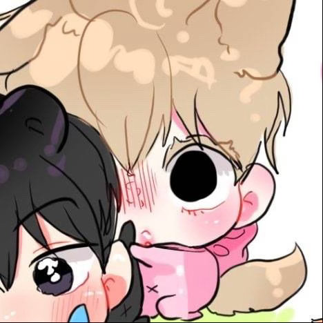 距离上次嘴巴上火长口腔溃疡还没有一个月吧 这次一下烂两个 比我姨妈来的准时 