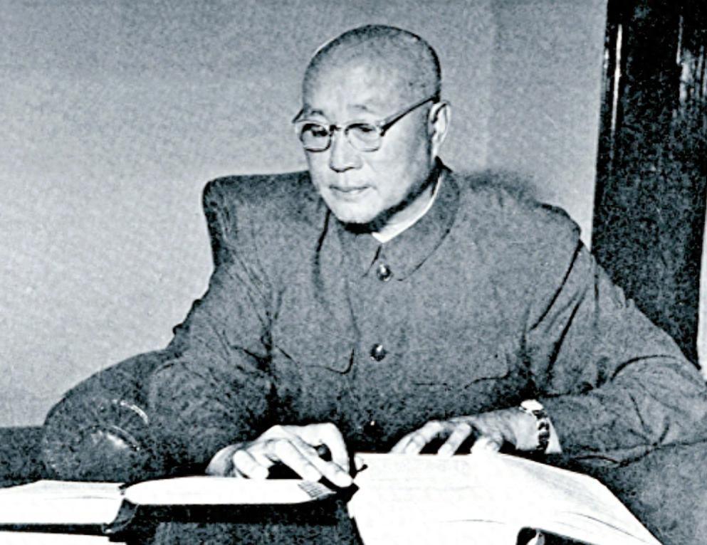 最让人唏嘘的元帅，失去思维能力10多年，死后妻子透露出生前遗憾
1986年10月