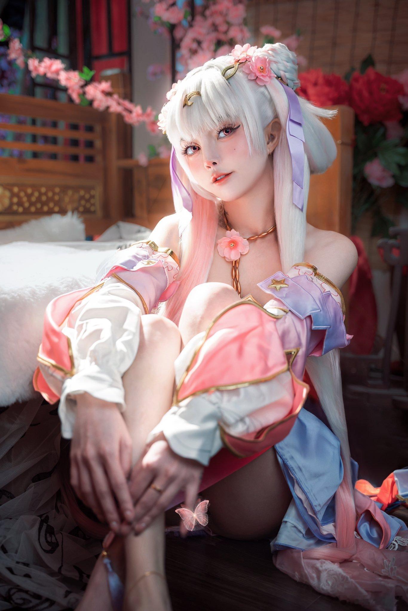 童年的纸飞机现在就会飞回我手里cosplay鸣潮 ​​​