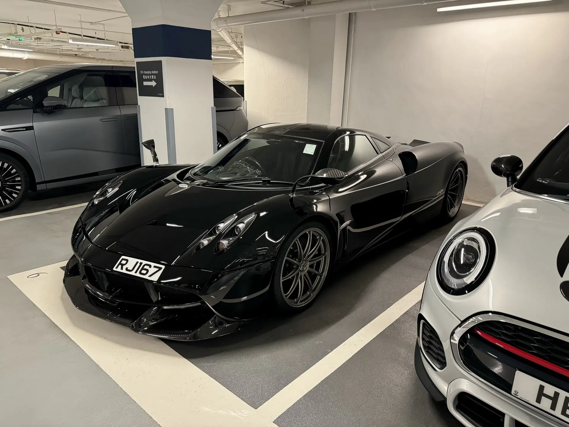 有时候简约之美才是最迷人的。