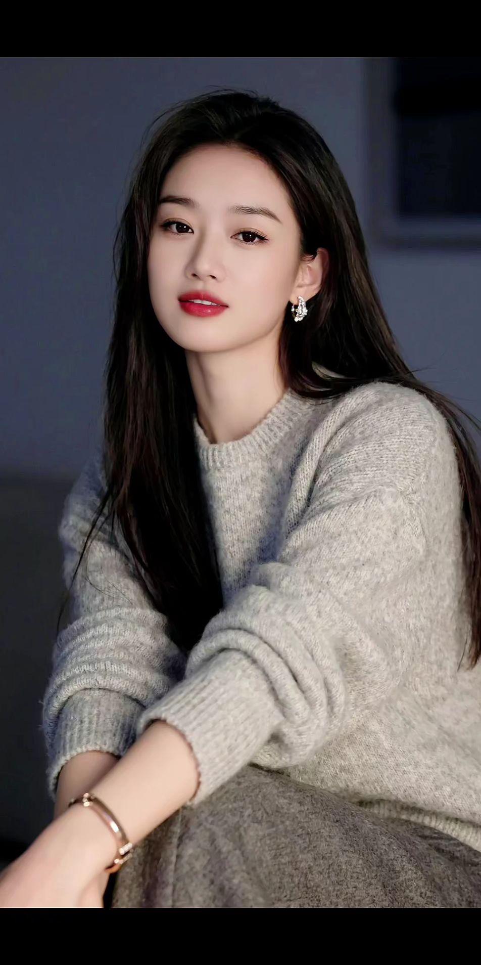 后来才发现，原来我们已经和很多人 ，见完了最后一面。
春风得意马蹄疾，不信人间有