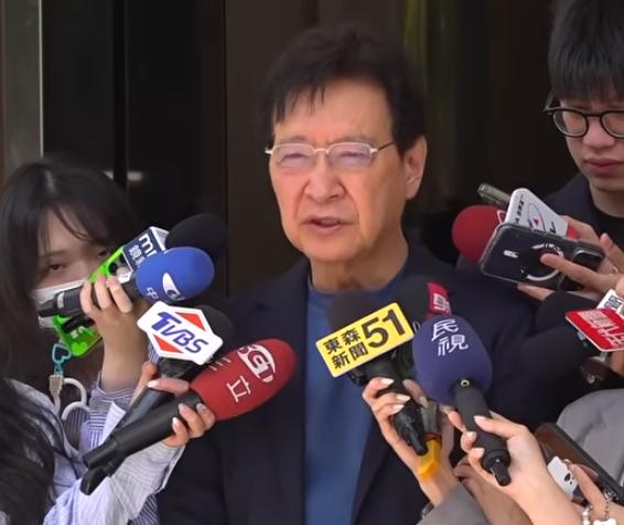 赵少康这次针对郑丽文的言论非常有力度，不仅称有两位学员证实郑丽文确实在内部课程上