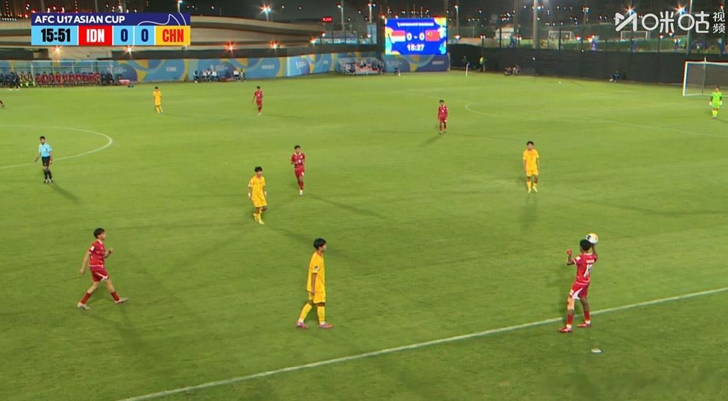 U17国足上身了26-27的国足球衣，虽然看起来可能是Dry-Fit大网眼版本，