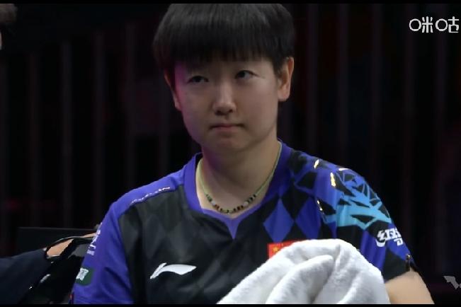 恭喜莎莎4-0同同顺利晋级美国大满贯女单半决赛！4局用时半小时，比大布小布打得还