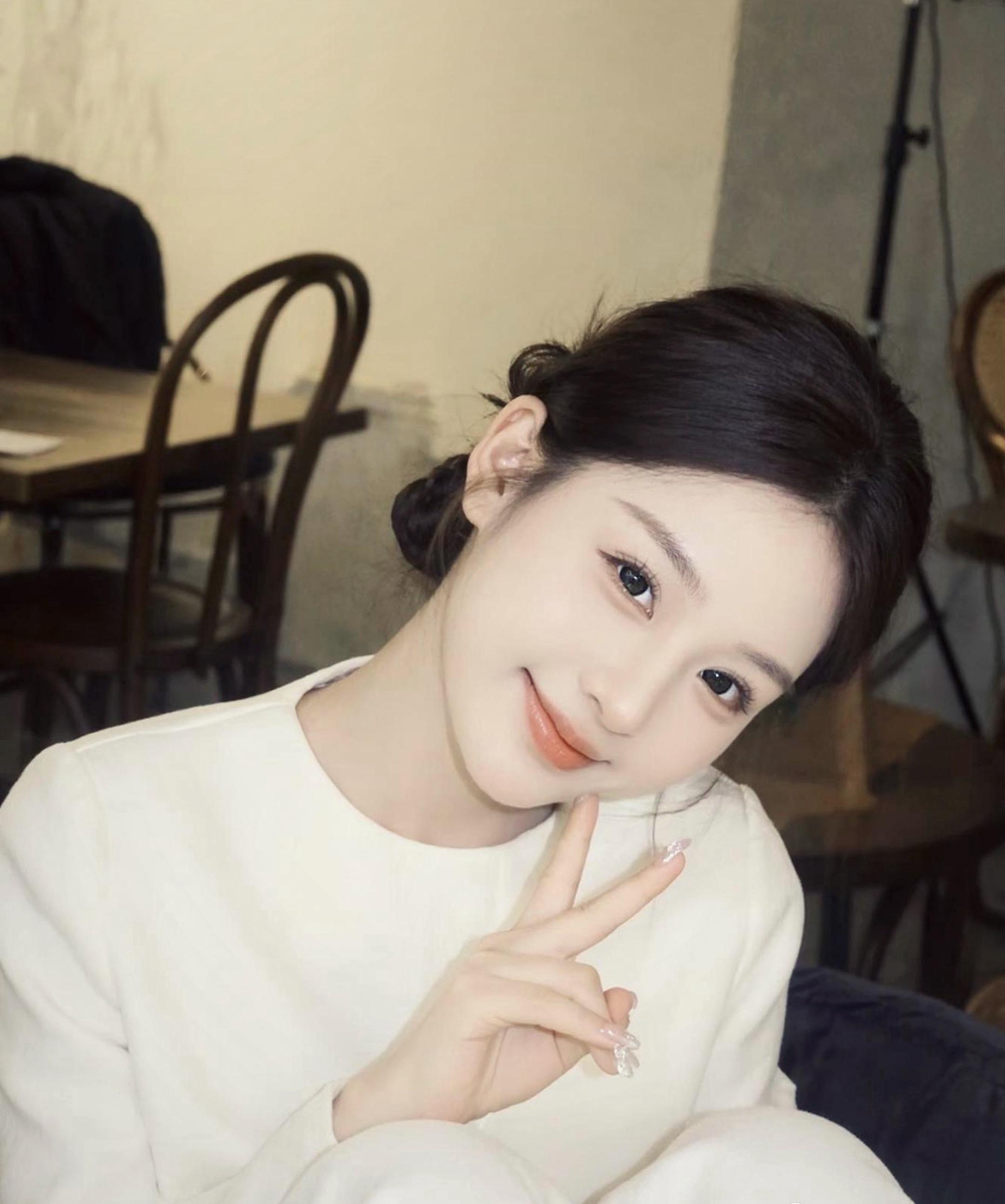 人最稳定的不是情感 是需求