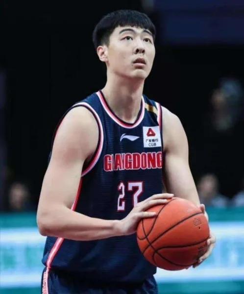 张明池离队是因为徐昕的竞争吗？是看不到前途了吗？还是有其他别的原因？
张明池离队