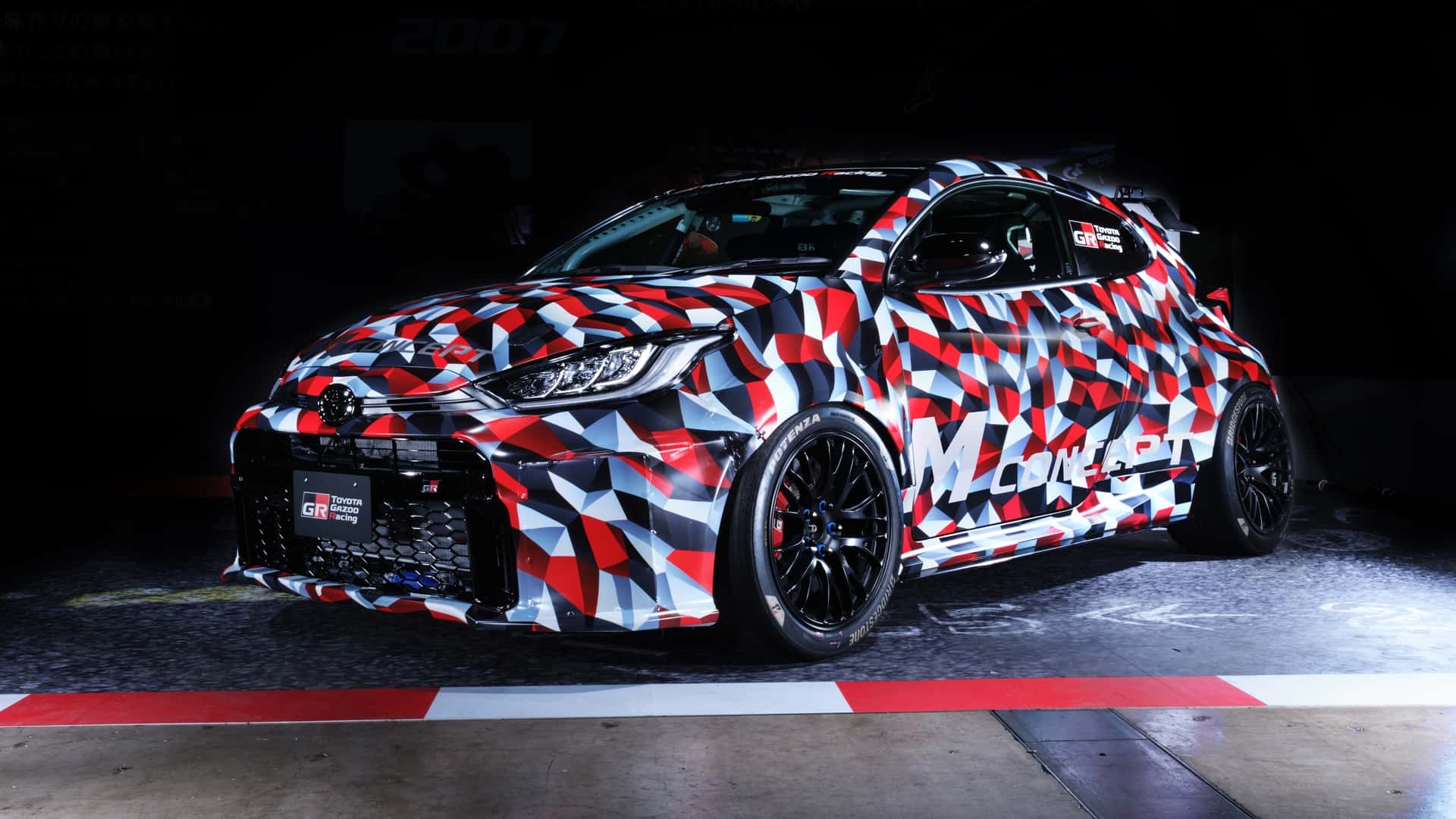 丰田GR部门打造了一台中置布局的GR Yaris M概念车在2025东京改装展上