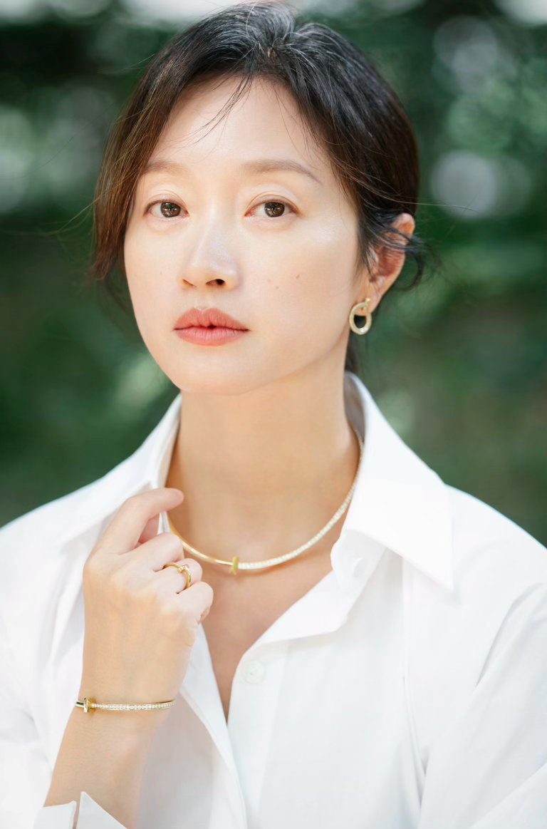 沈佳妮人淡戏浓沈佳妮华语青年电影周优秀女演员华语青年电影周沈佳妮实至名归，温和淡