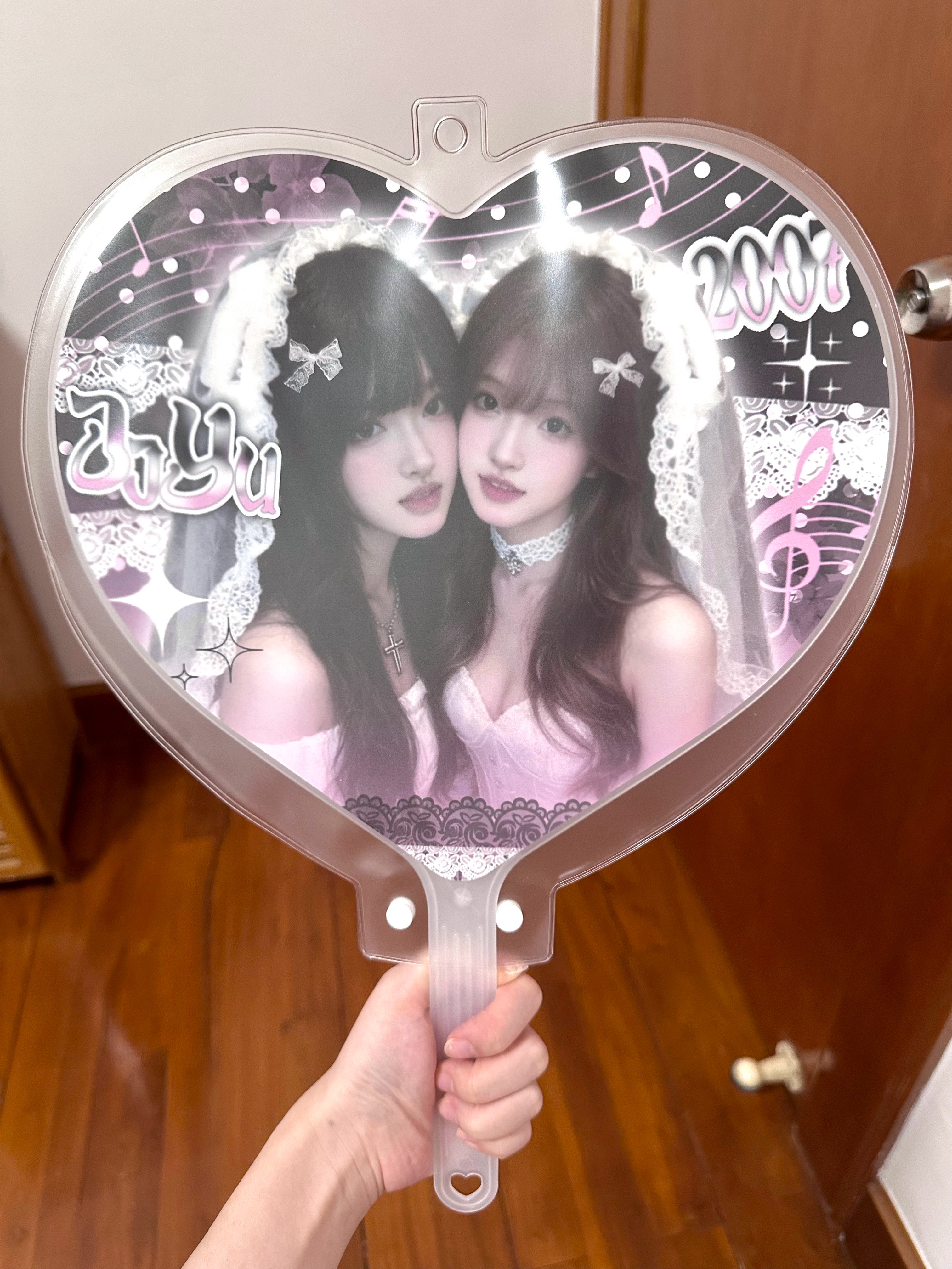 放行李箱里弯了😢 