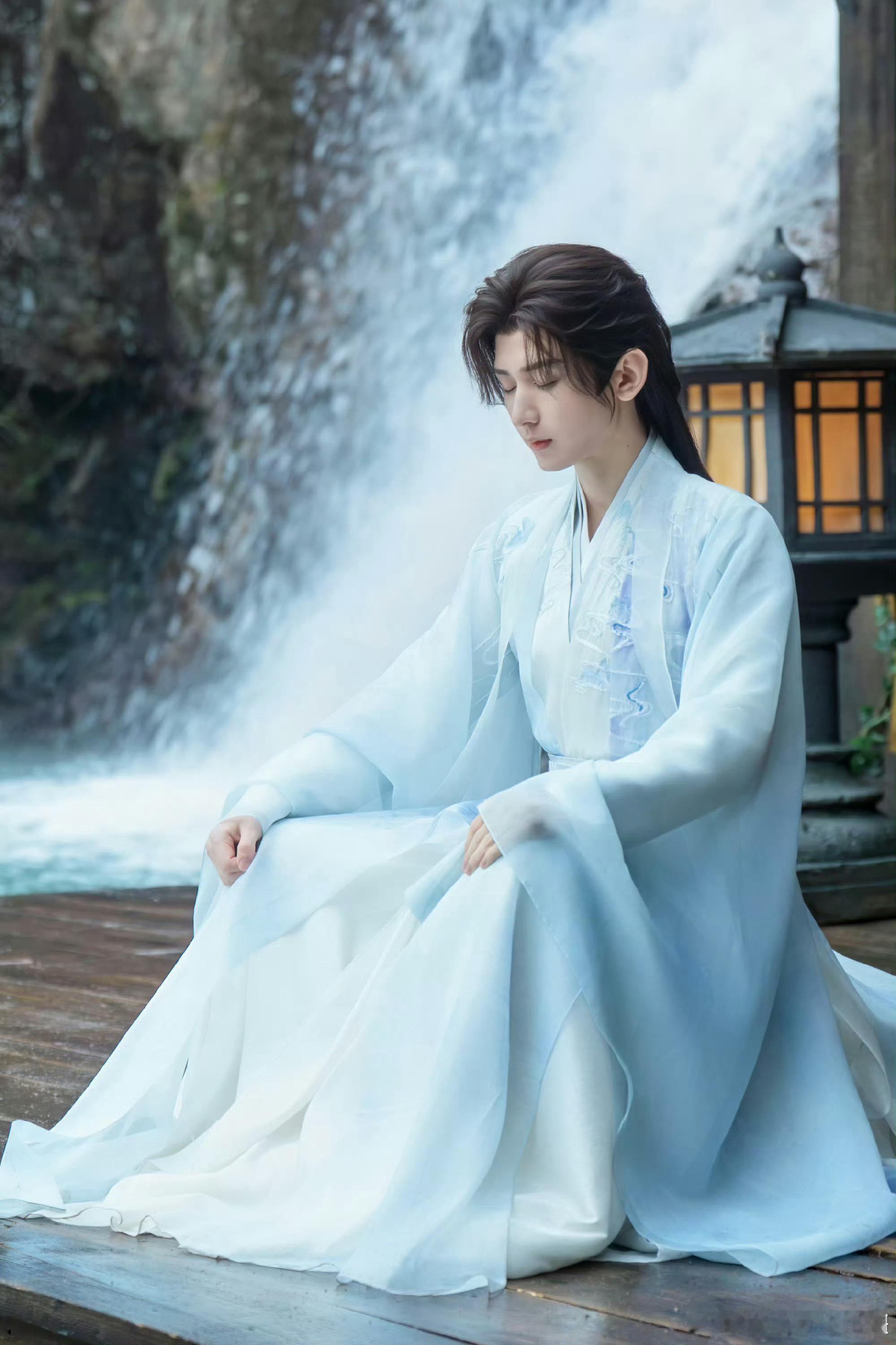 天地剑心谁追《天地剑心》不上头？吴宣仪被李一桐清瞳圈粉到错认螃蟹，再加上王权醉惊