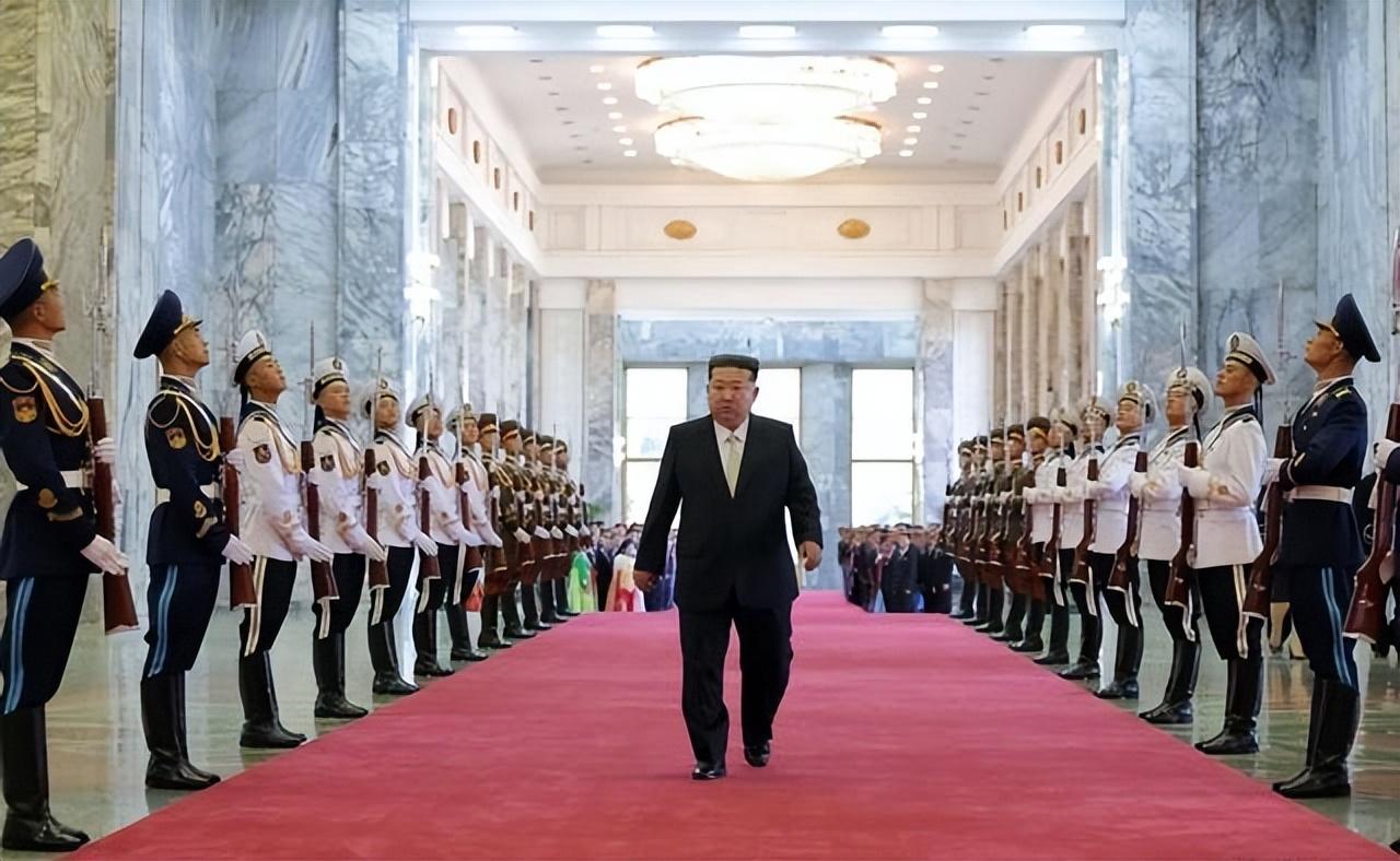 亲眼看完九三阅兵后，金将军给朝鲜人民军，下达了一个新任务
中国这次阅兵展示了军事