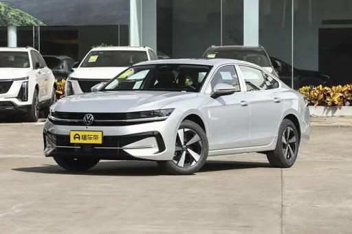 8—15万买二手车，我觉得迈腾适合“家用也要点体面”的人
 
二手迈腾适合那种既