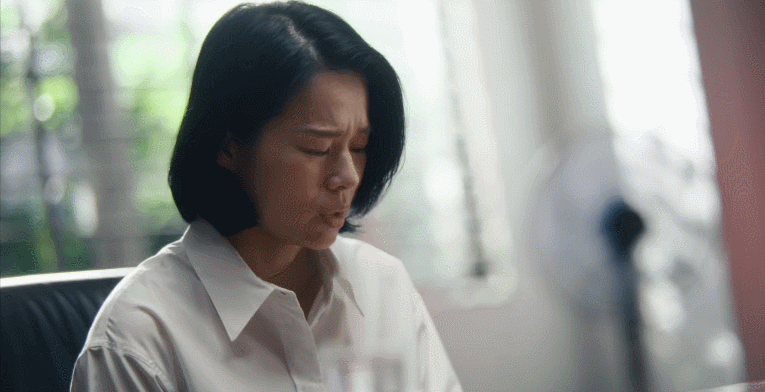 时差一万公里胡杏儿 香港艺人来内地发展的不少，能像胡杏儿这样凭《时差一万公里》站