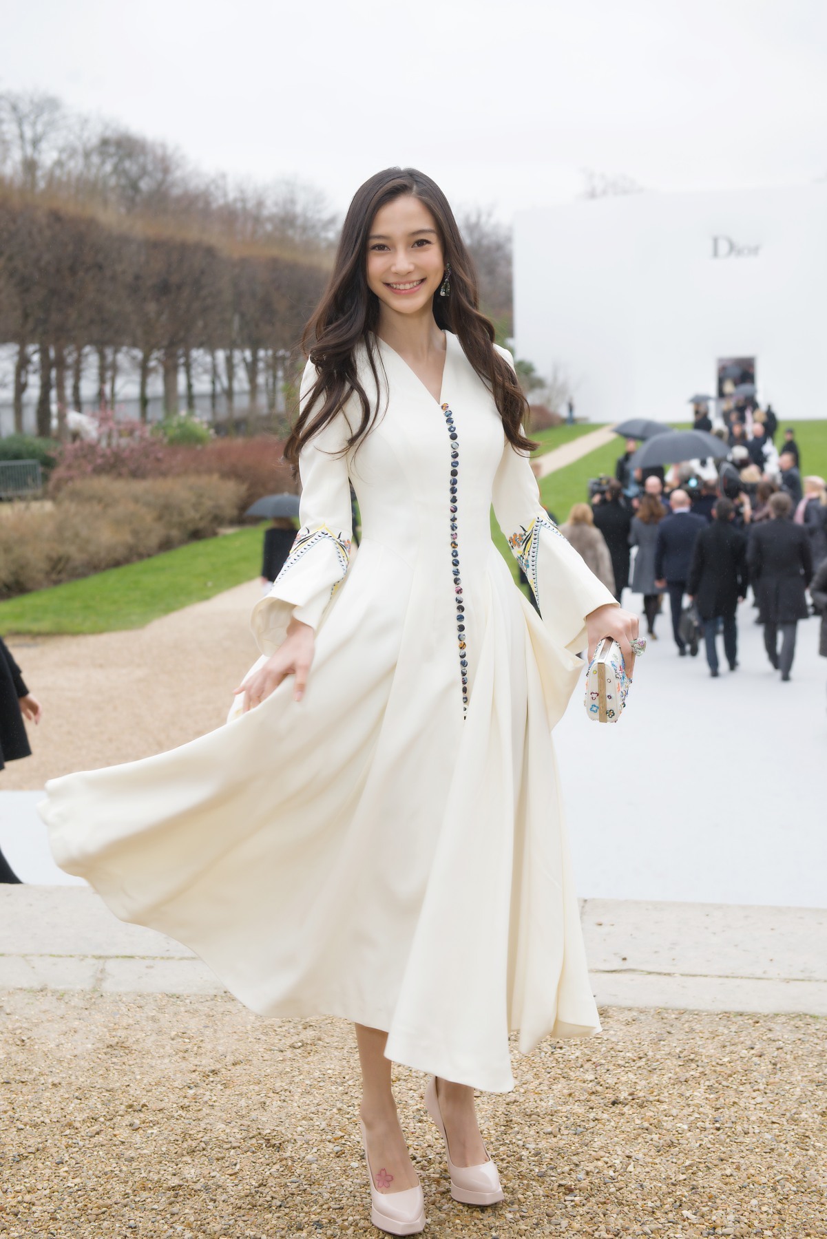 angelababy  🌸angelababy 你是我心中的风筝，一线之牵，遥
