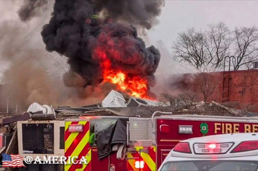 宾夕法尼亚州：养老院爆炸，多处老年居民被困，至少2人死亡，多人受伤。

宾夕法尼