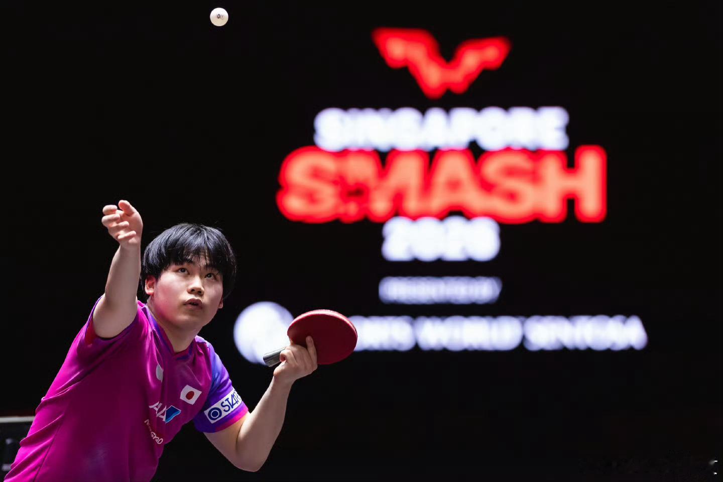 18岁松岛辉空因新规则的视频判定落泪，遭逆转出局“忍耐着比赛”，止步男单第三轮（