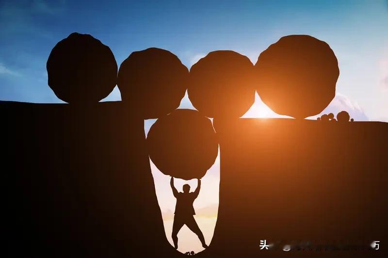 低谷只是人生乐章里的一段低音，它积蓄着力量，等你奏响下一段激昂的高潮。此刻的你只