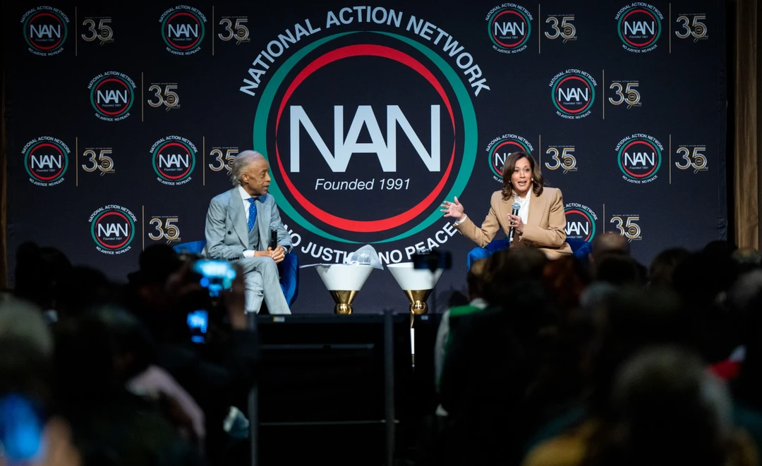 哈里斯：“正在考虑”再次参选总统