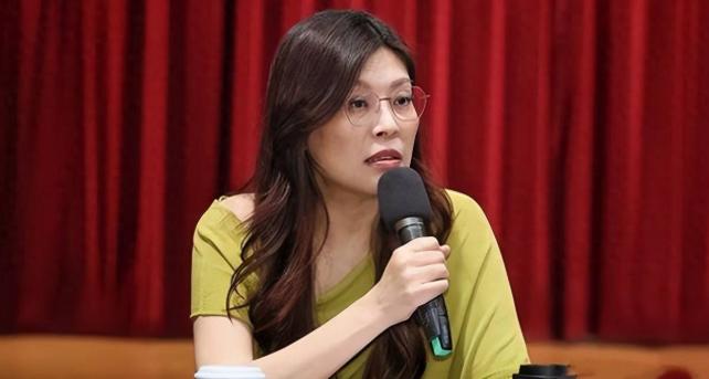 [月亮]上一次国民党现任主席访陆，还是在2016年，整整十年，台海局势从马英九时