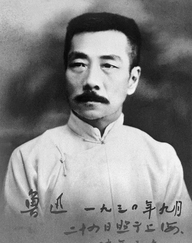 没有经济能力的妻子与娼妓有何区别？无非是妻子不像娼妓暗自出租肉身与劳力，而是把自