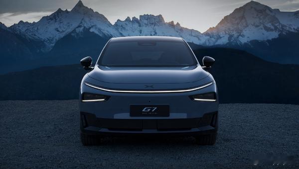 小鹏 G7 超级增程版官宣！CLTC 综合续航 1704 公里，纯电 430 公