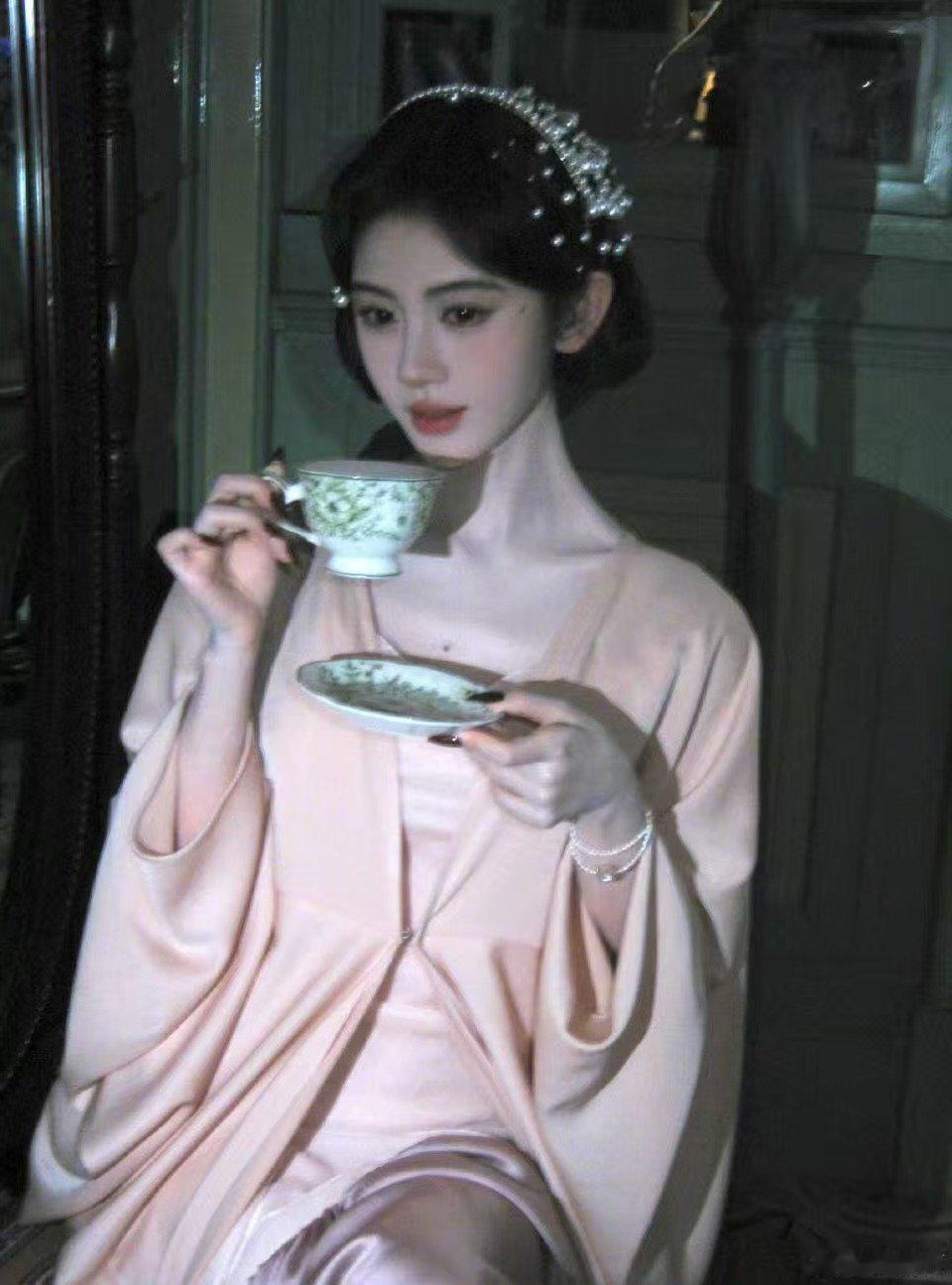 鞠婧祎苏绿夏出现鞠婧祎六一晒苏绿夏 鞠婧祎苏绿夏突然出现！ 