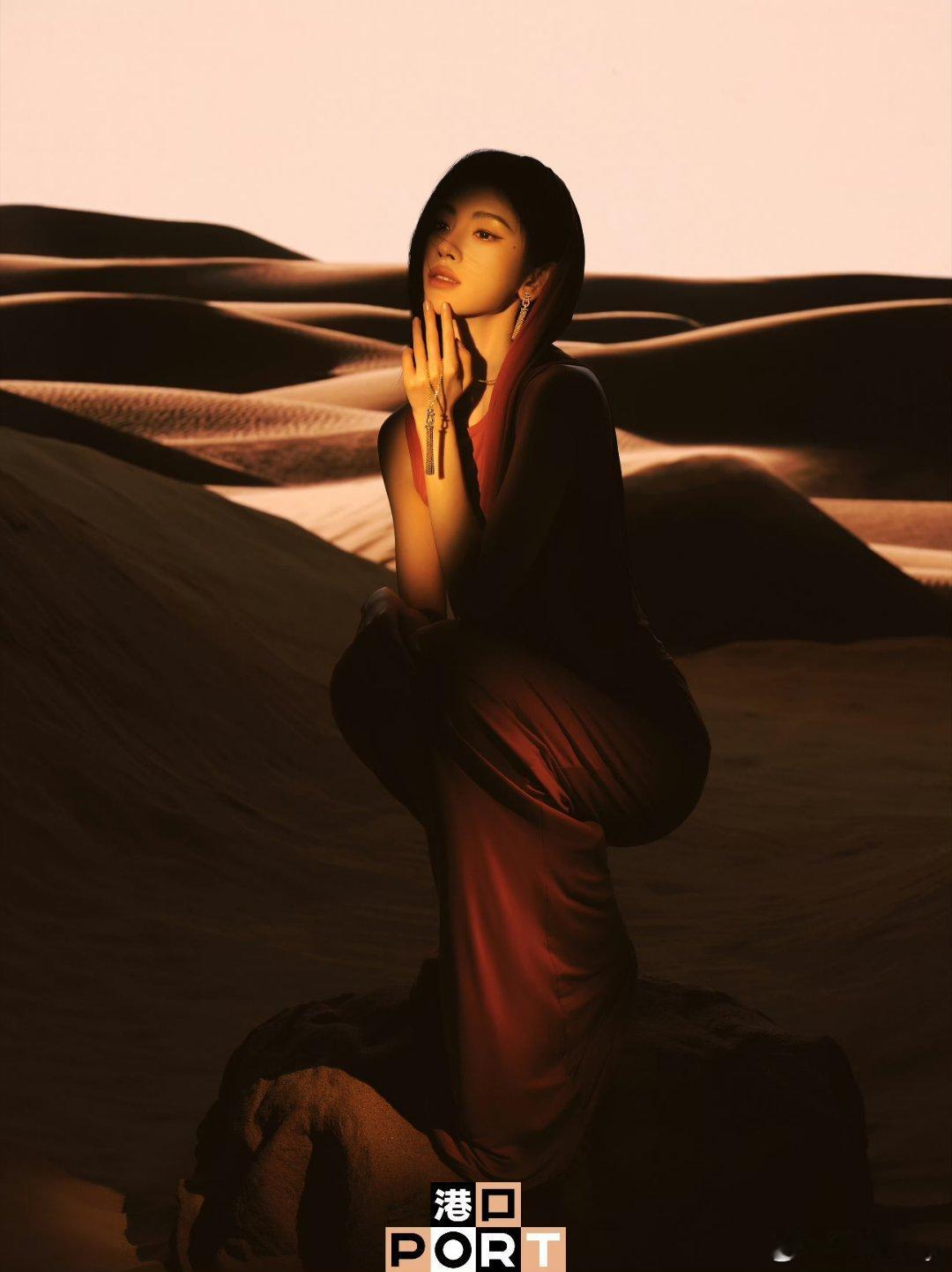 鞠婧祎万花世界 jjy鞠婧祎苏绿夏“你是我不能拥抱的那束光 毕竟你是我用青春奔赴