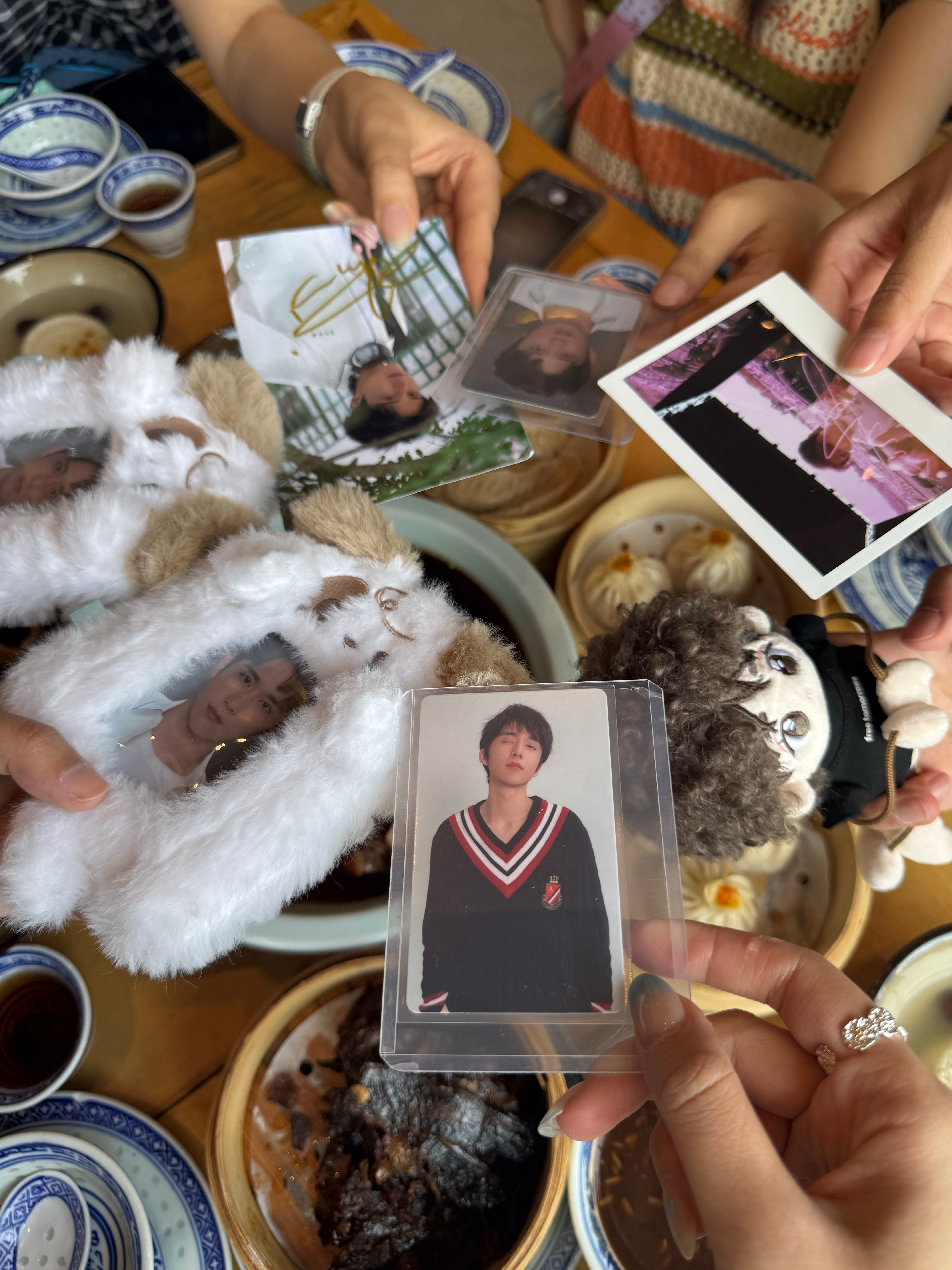 是谁吃上了漂亮同担姐姐请的饭[开学季]  ​​​