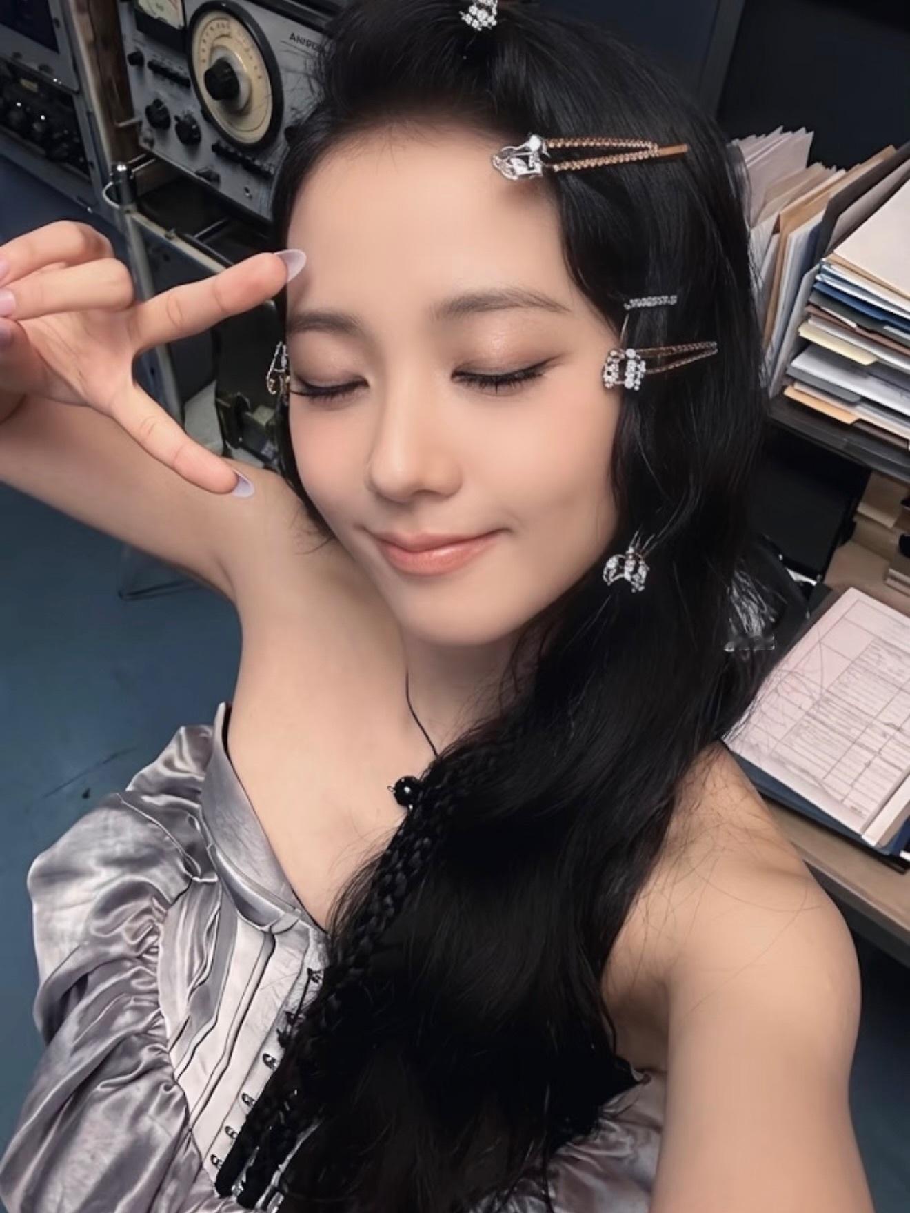 Jisoo金智秀 