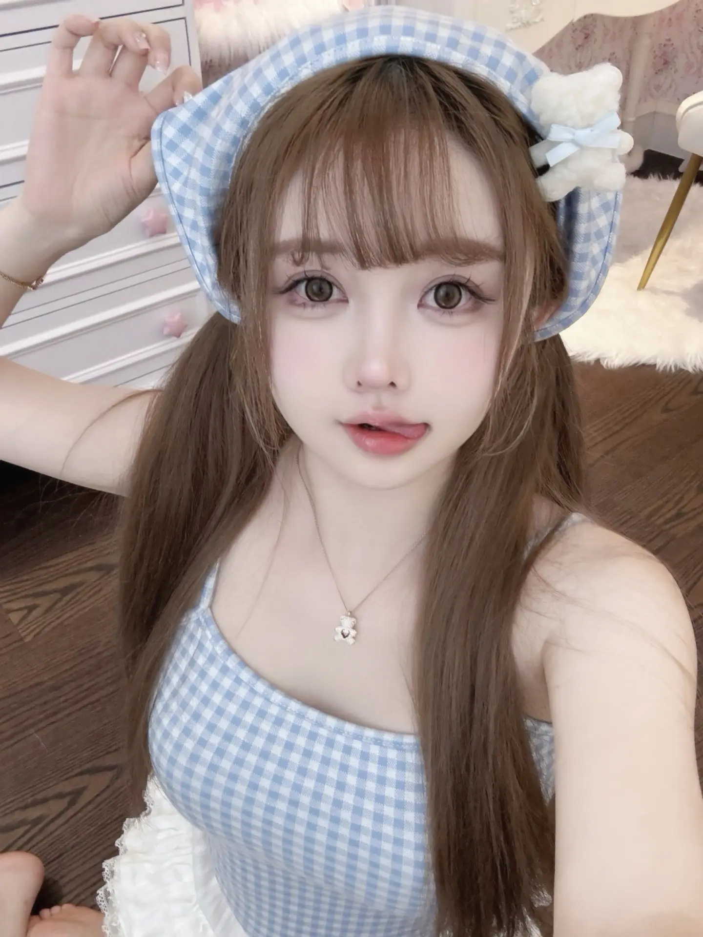 宝宝！快回我信息(⑉• •⑉)♡。