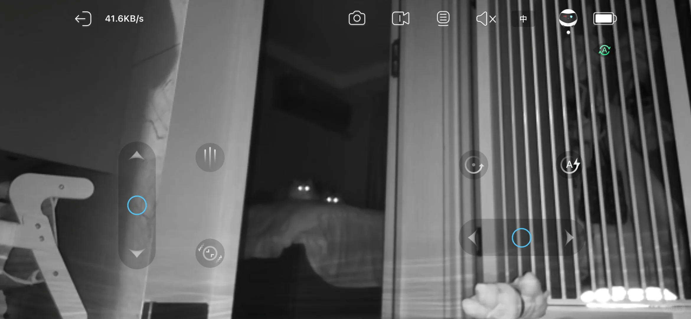 看监控解相思之苦