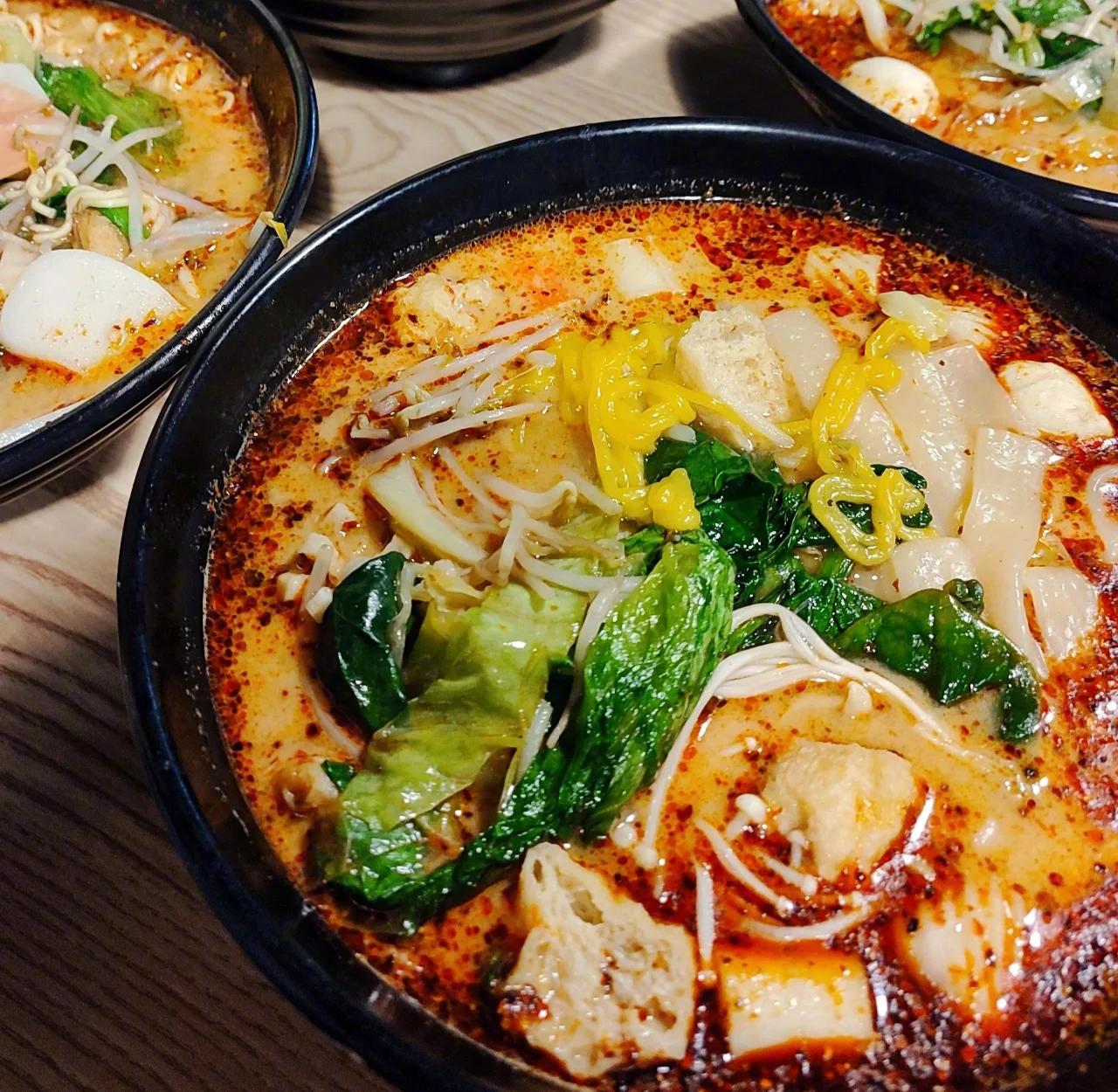 以为很好吃，打开美团准备点个午餐，直接被一堆差评给劝退了！刘文祥麻辣烫暂停新合作