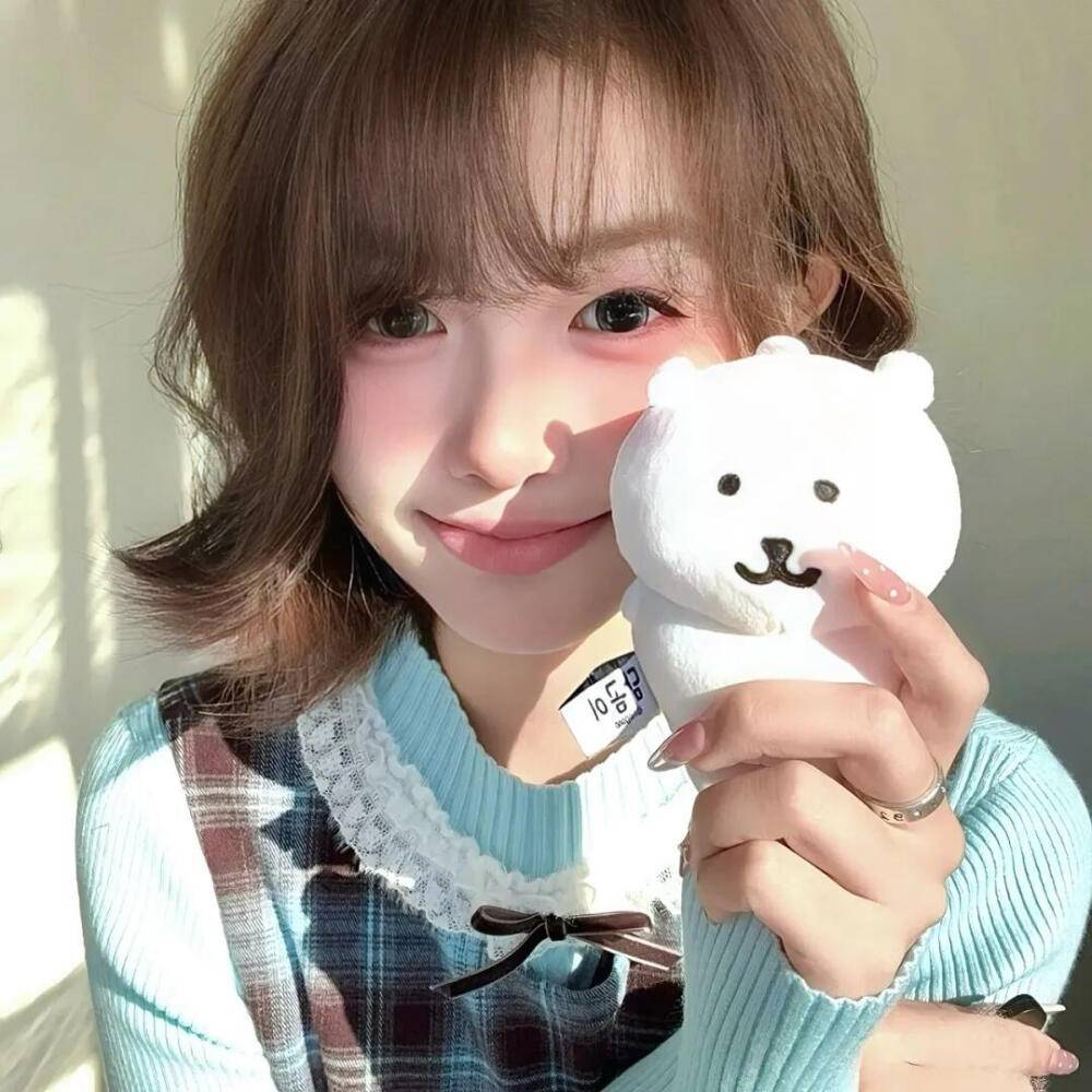 ᴵ ʷᵃˢ ⁱⁿᵉˣᵖˡⁱᶜᵃᵇˡʸ ˡᵒⁿᵉˡʸ ᵃᵍᵃⁱⁿ, ᵇᵘᵗ ᵗʰᵉ