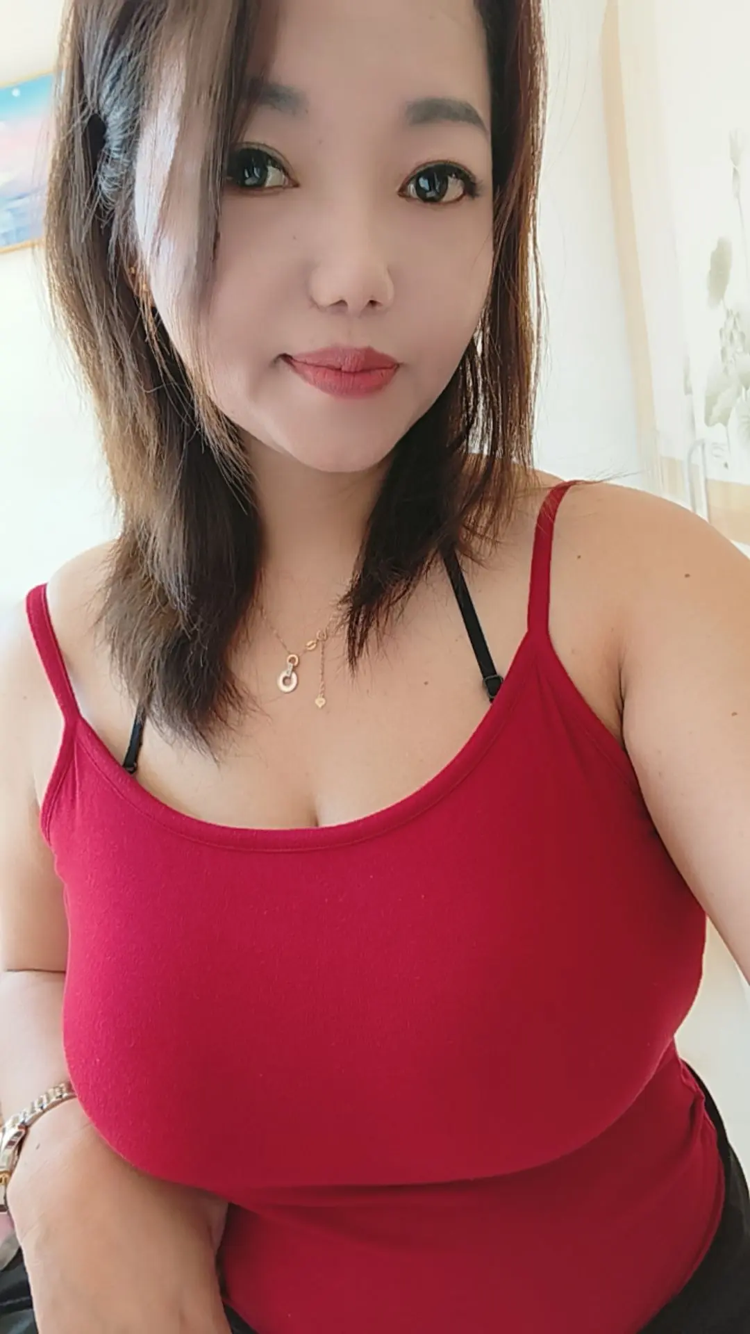 “谁都靠不住，除非你有用，在这个烟换烟，酒换酒的时代，不要高估你和任何...