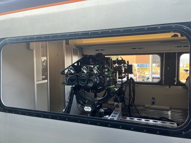 新的霍格沃茨特快列车诞生！剧版《哈利·波特》剧组在苏格兰凯尔洛赫拉什铁路沿线的一