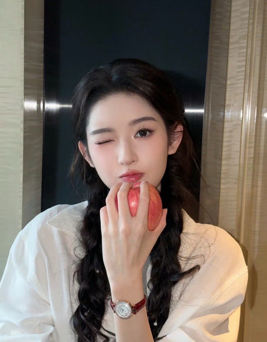 曝杨玏王玉雯分手很久了这都多久之前的事情了昨天两对 今天又来 你不嫌无聊我都嫌无