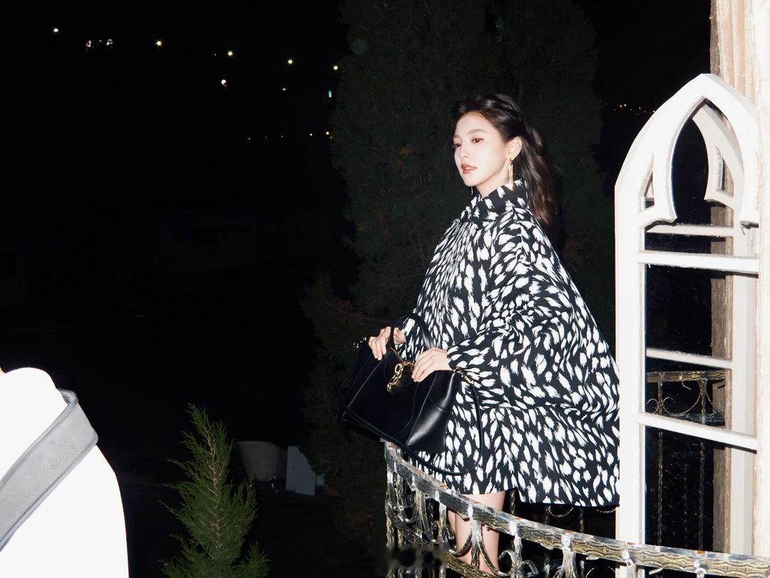 章若楠 