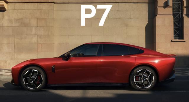 刚刷到小鹏P7出新版本了，指导价20.38万起，跟之前网传14万的消息完全对不上