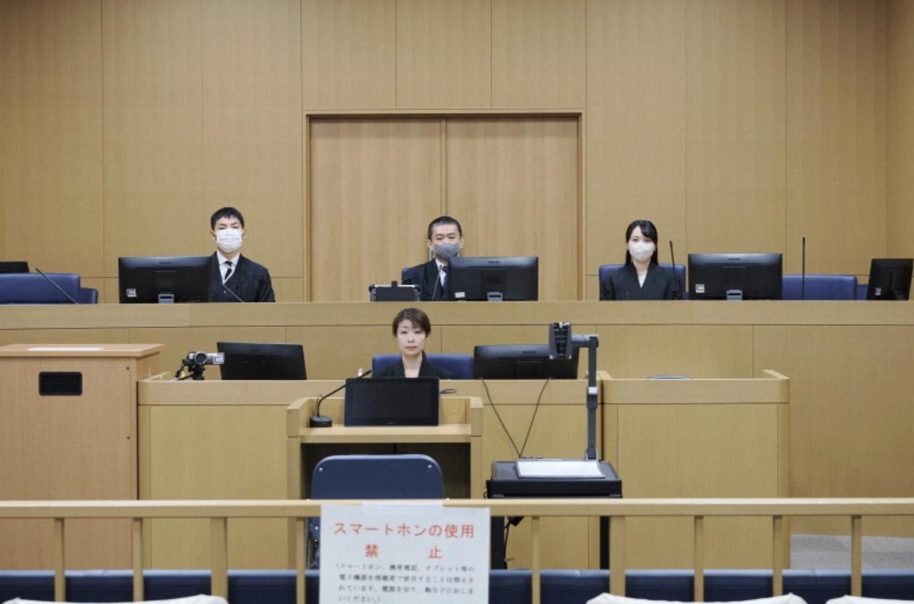 山上彻的一声枪响震惊世界，会判处死刑吗？
45岁的山上彻在奈良当地法庭承认全部指