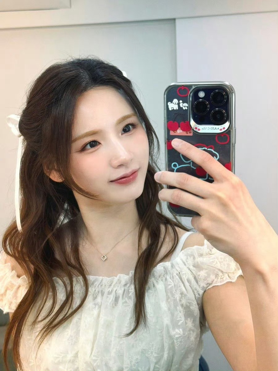 kpop自拍分享郑智赟 嘉味元琴音 卢玧我 李彩领 朴志效 ​​​