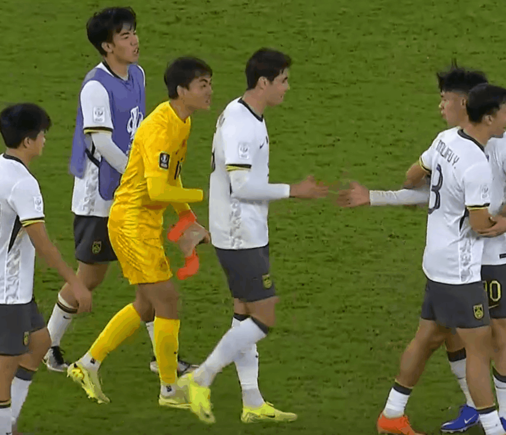 我将持续翻炒这个前锋门将组合🥺🥺 