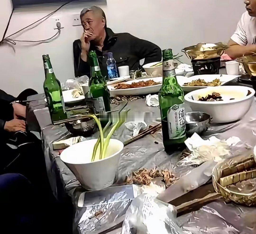 没想到这么顶级的大咖私下居然也是这样。 ​​​