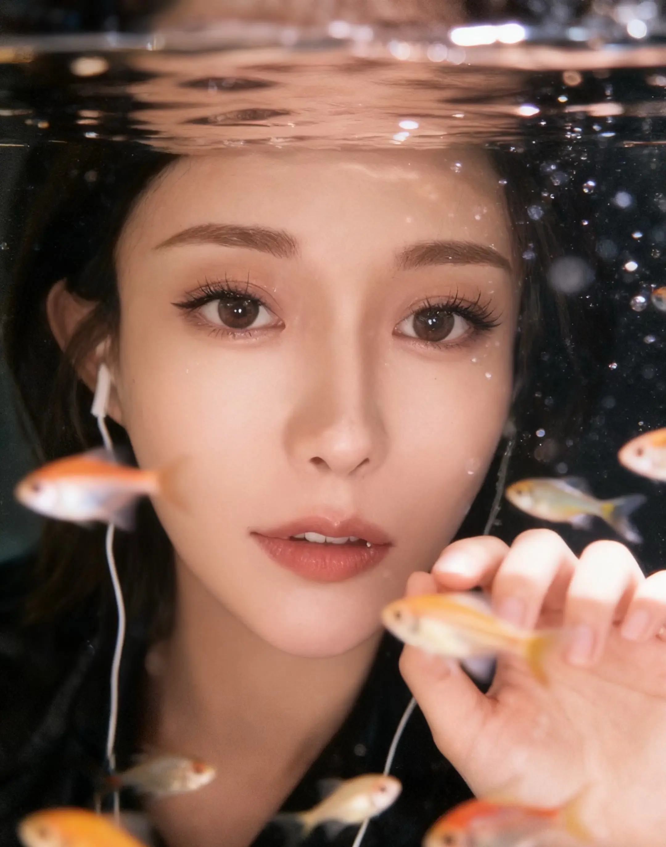 哪里都是你 除了我身边