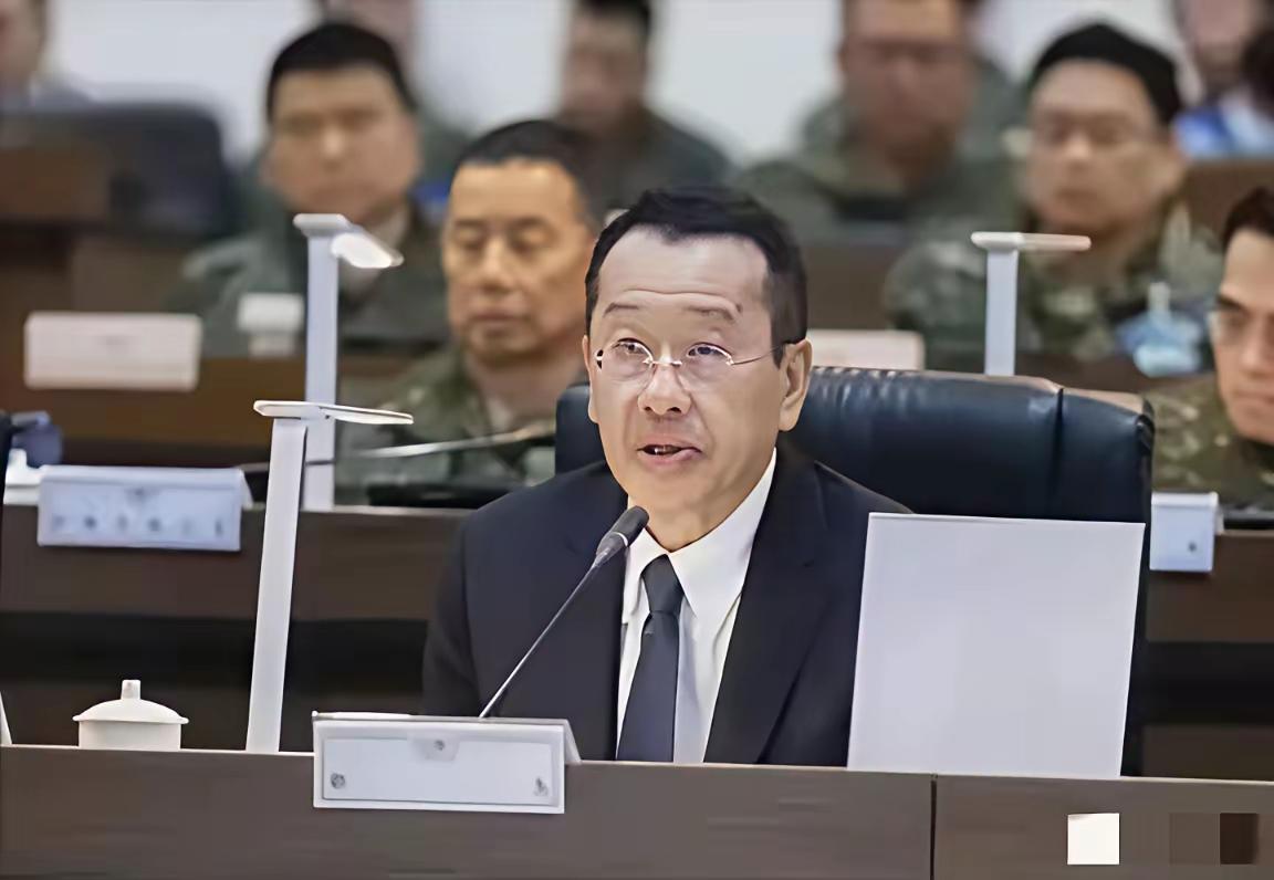 台湾要员曾放话：满足这三条件，台湾自动回归，第一实行“一国两制”，第二将所有的汉