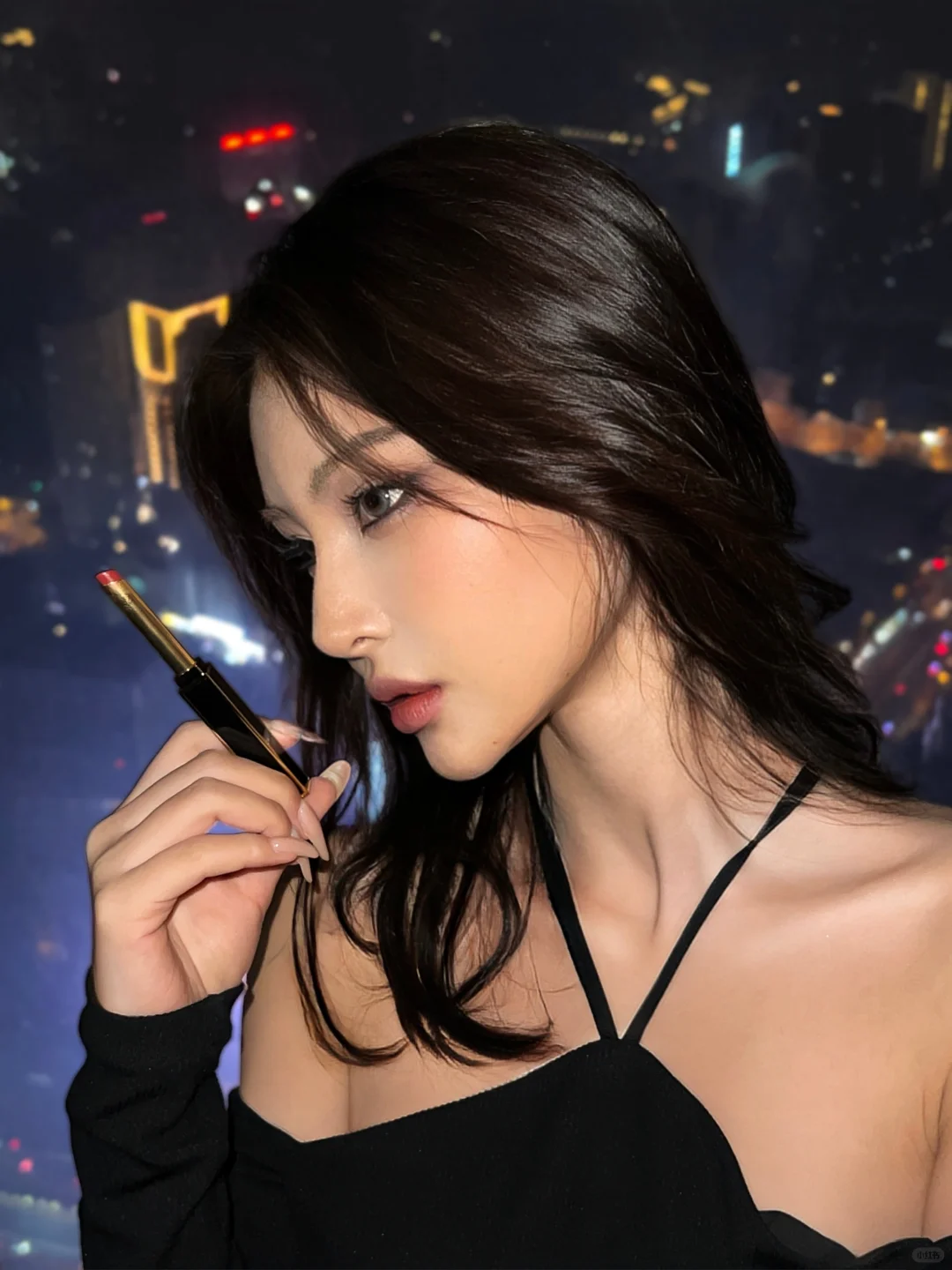 游离在夜晚的塞壬