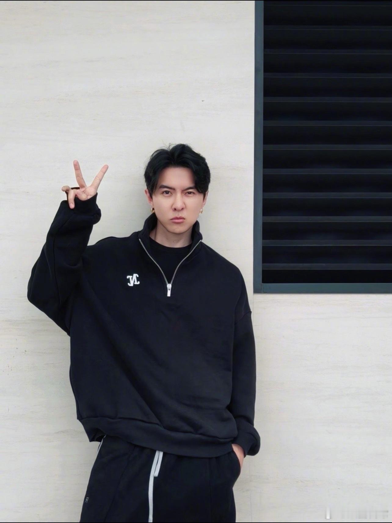 台湾艺人唐禹哲自首承认逃兵役唐禹哲承认逃兵役