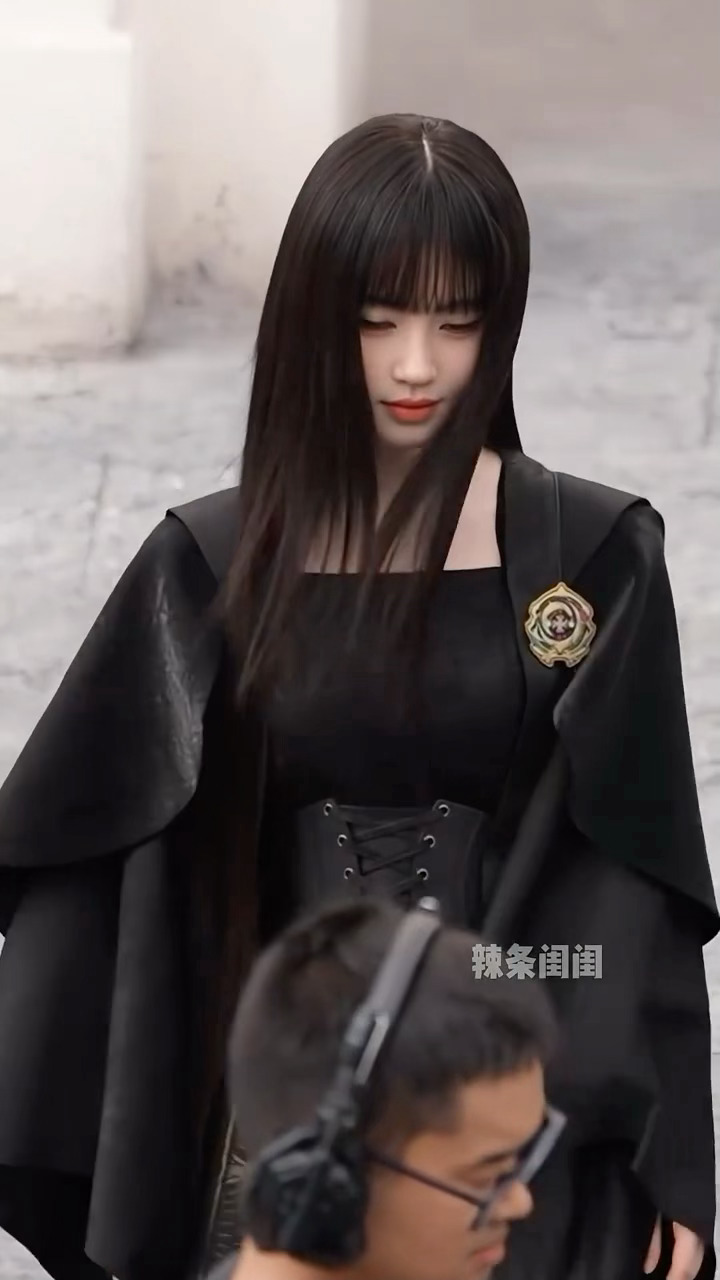 鞠婧祎～绝美鬼味