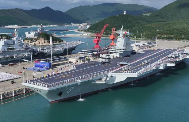 福建舰入列，真正的杀招不是电磁弹射，而是它引爆的“环太平洋焦虑链”！很多人以为，